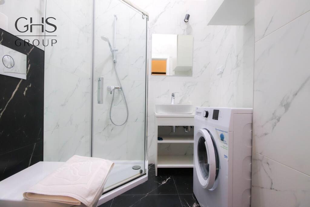 Apartament W Zabytkowej Kamienicy, Strzelecka 19 Cracovie Extérieur photo